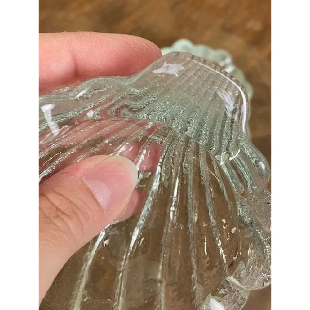 Vintage Clear Textured Glass Clamshell Trinket Dish Lidded Jewelry Box Nautical